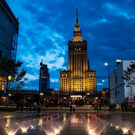 Vandrerhjem Prestige Center Warsaw Rooms Zgoda 12
