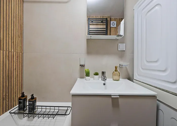 Prestige Center * Warsaw