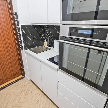 Prestige Center Metro, Ac, Smart Tv, 2 Bathrooms 旅馆